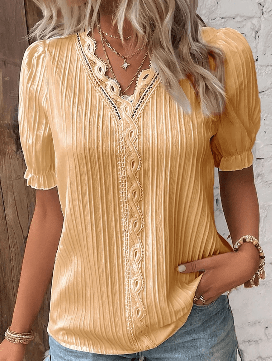 Elly Shirt | Elegant damskjorta med spets